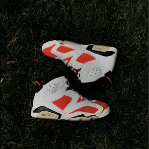 Retro Jordan 6 “Gatorades”